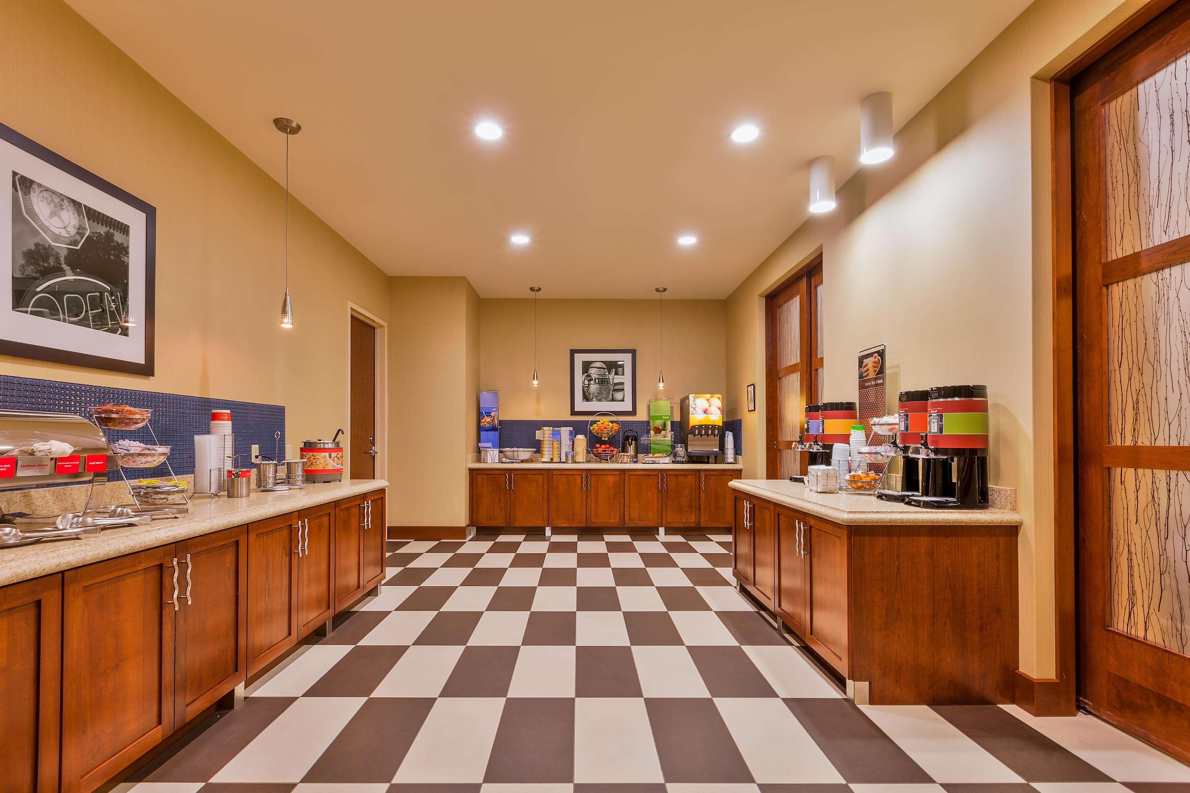 Hampton Inn & Suites Owensboro Downtown Waterfront Extérieur photo
