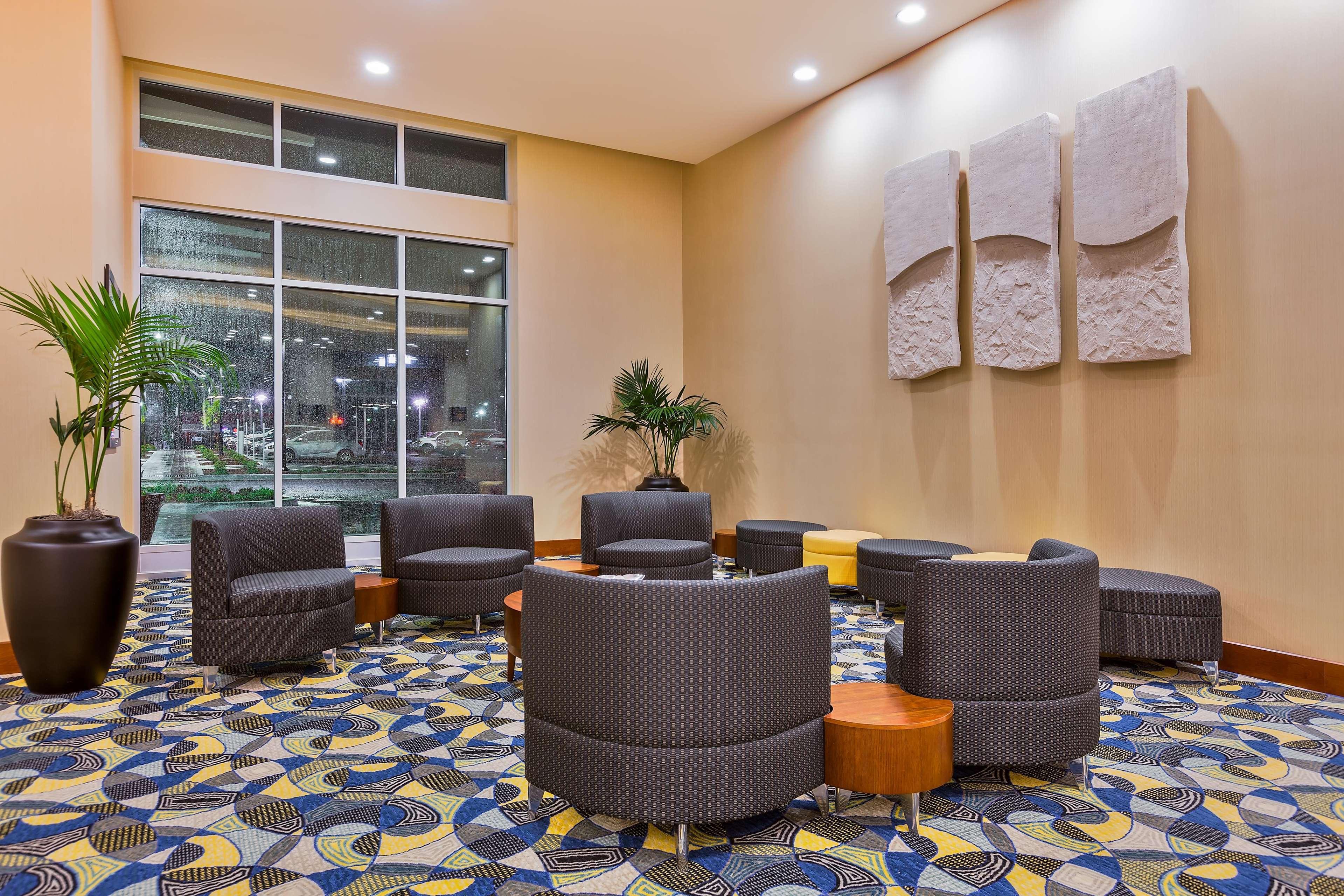 Hampton Inn & Suites Owensboro Downtown Waterfront Extérieur photo