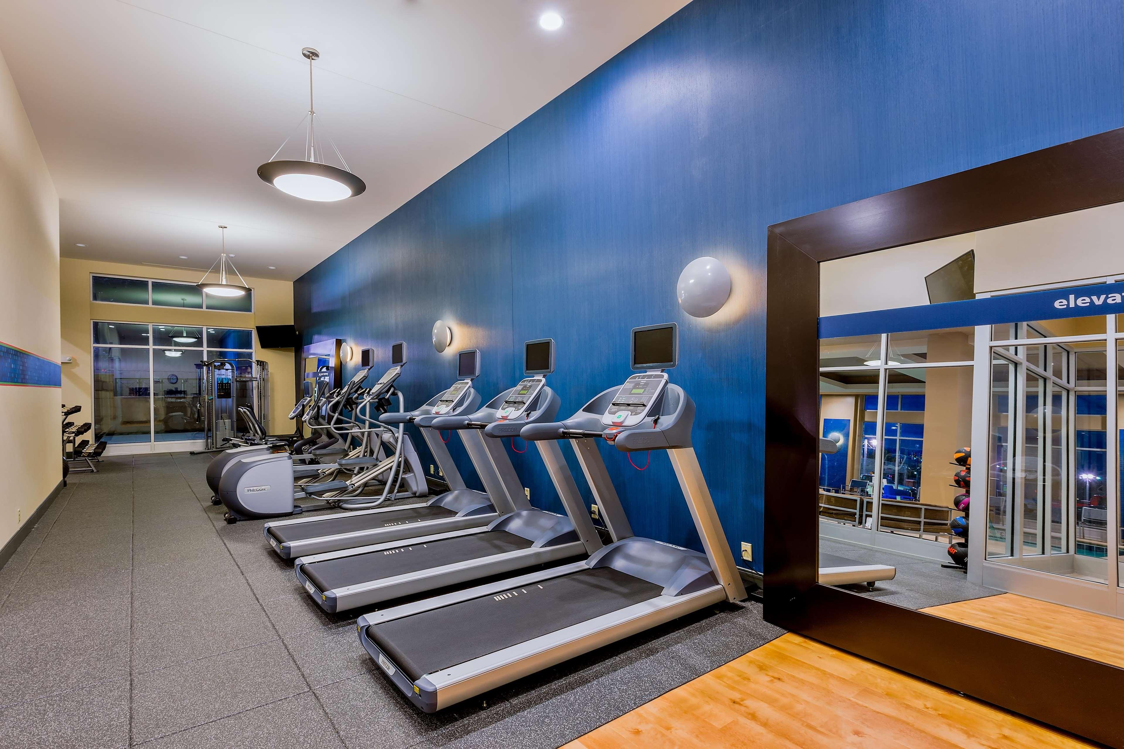 Hampton Inn & Suites Owensboro Downtown Waterfront Extérieur photo