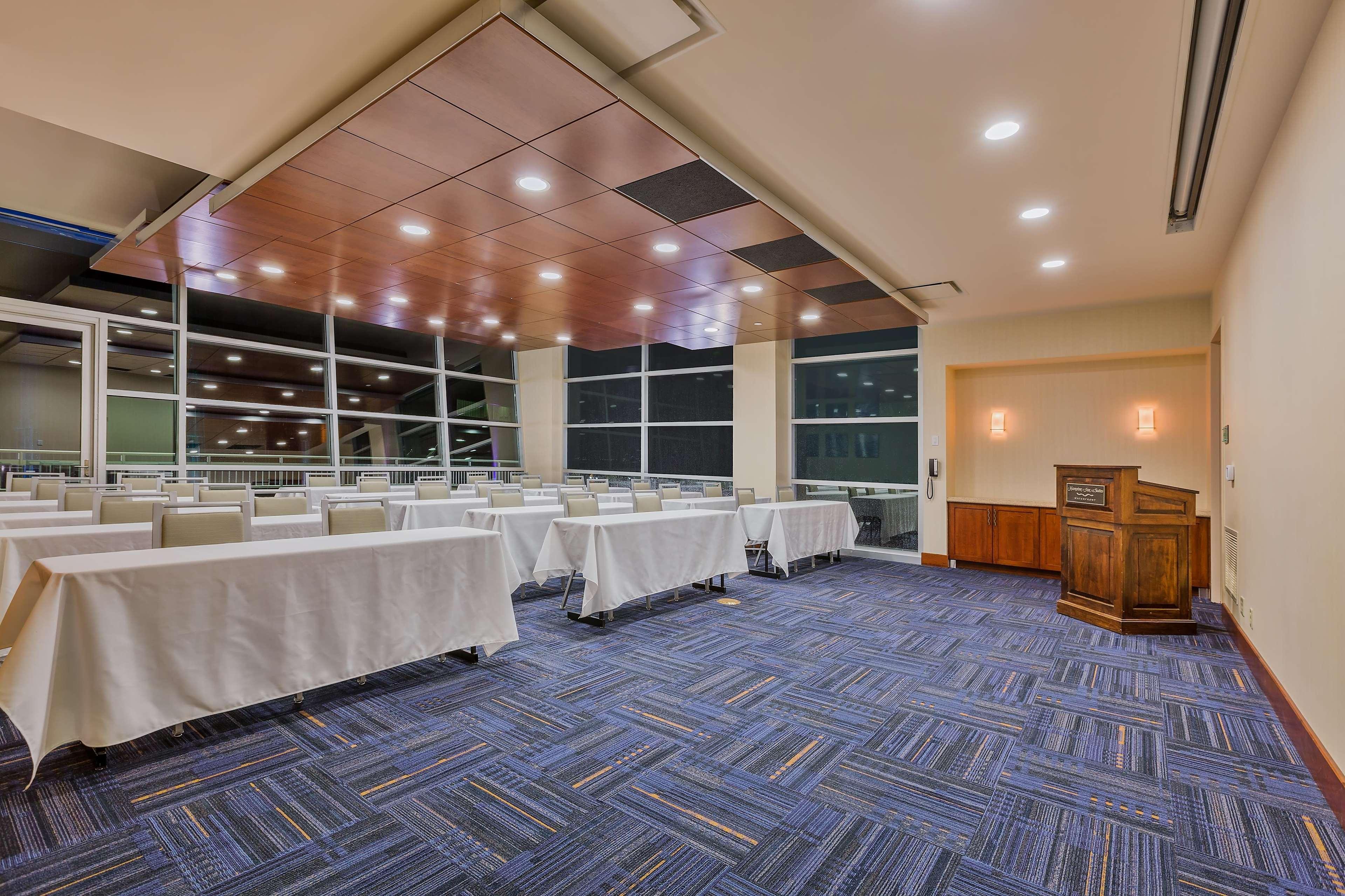 Hampton Inn & Suites Owensboro Downtown Waterfront Extérieur photo