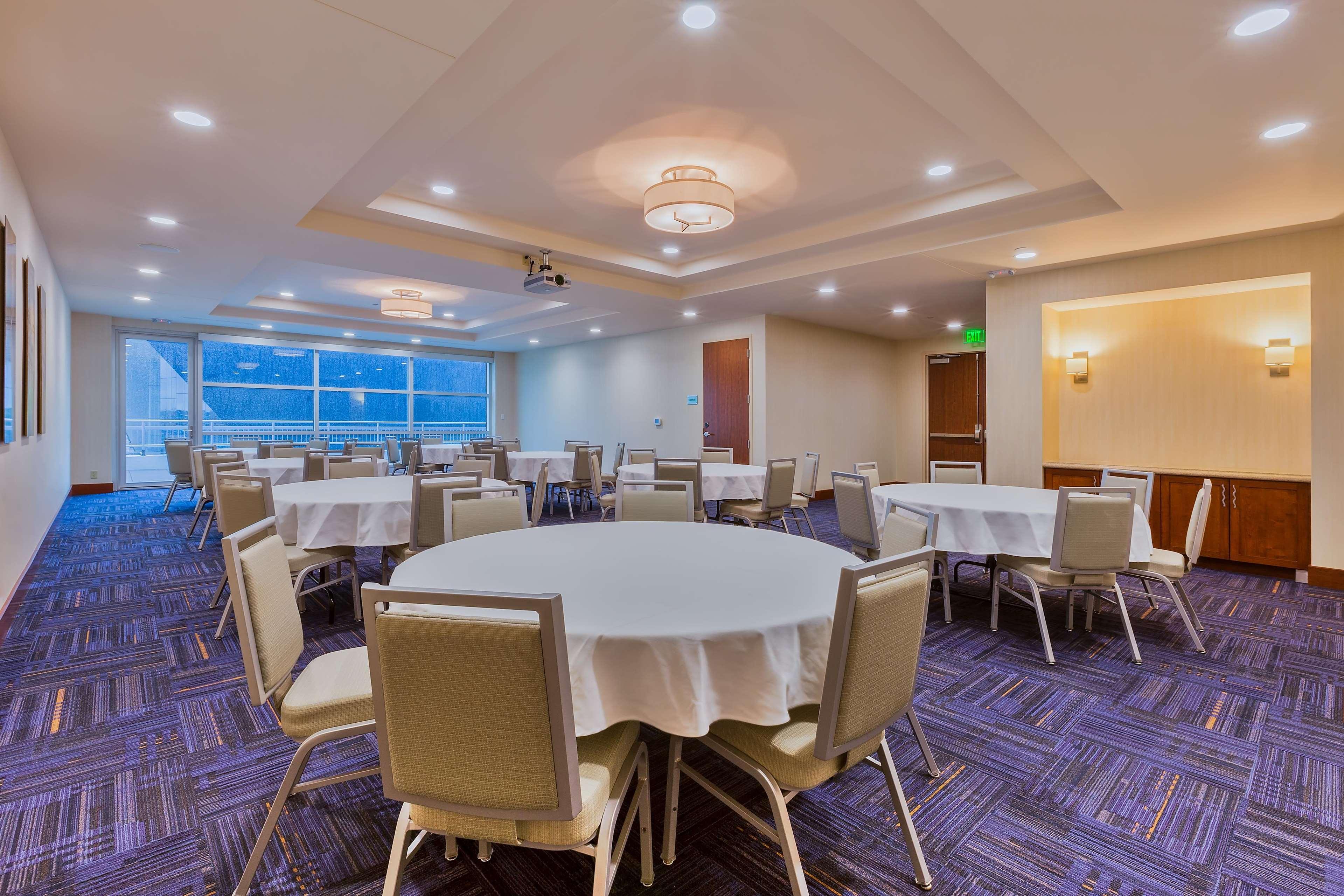 Hampton Inn & Suites Owensboro Downtown Waterfront Extérieur photo